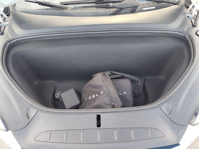 Thumbnail: 2022 Tesla Model X - 19