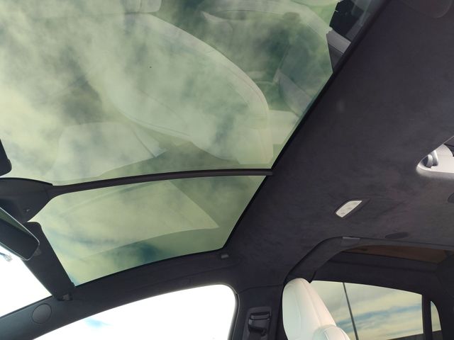 Thumbnail: 2022 Tesla Model X - 22