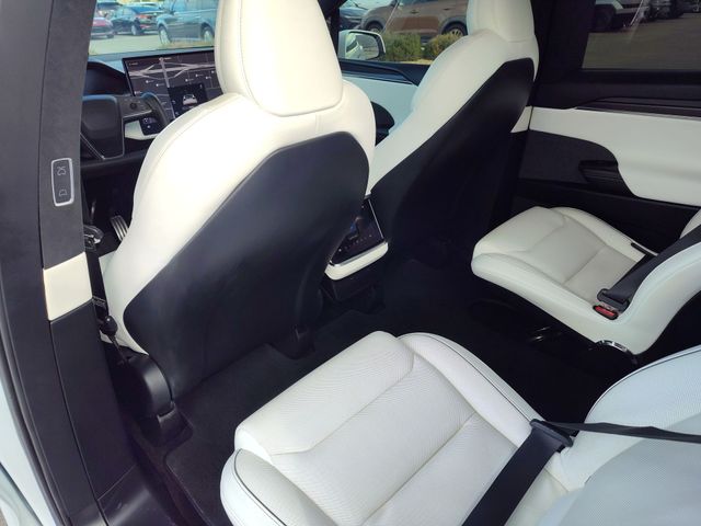 Thumbnail: 2022 Tesla Model X - 21