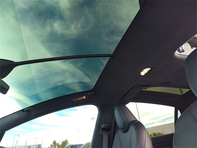 Thumbnail: 2023 Tesla Model X - 18