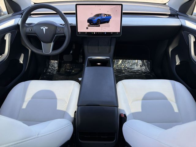 Thumbnail: 2022 Tesla Model Y - 8