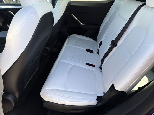 Thumbnail: 2022 Tesla Model Y - 20