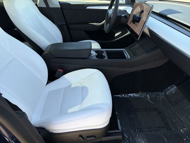 Thumbnail: 2022 Tesla Model Y - 22