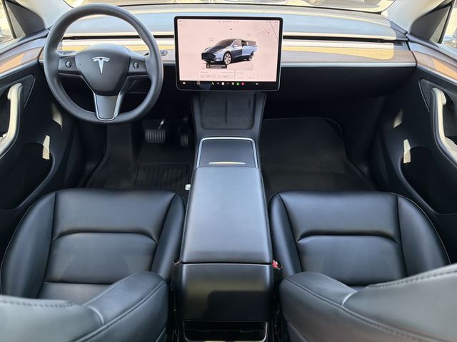 Thumbnail: 2023 Tesla Model Y - 4