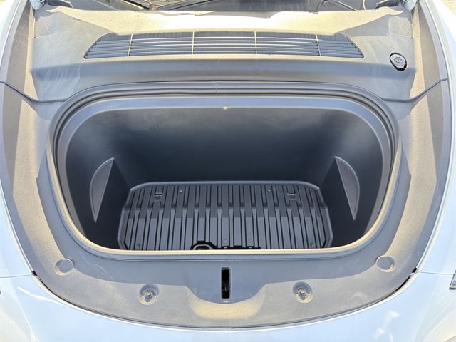 Thumbnail: 2022 Tesla Model Y - 13