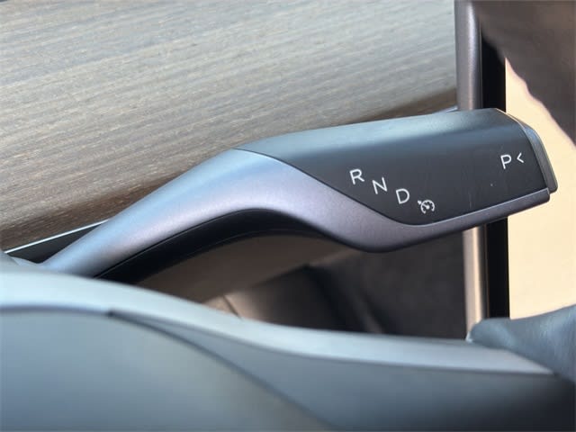 Thumbnail: 2022 Tesla Model Y - 24