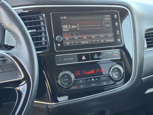 Thumbnail: 2019 Mitsubishi Outlander - 13
