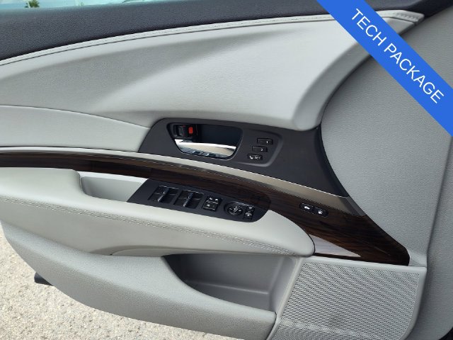 Thumbnail: 2017 Acura RLX - 21
