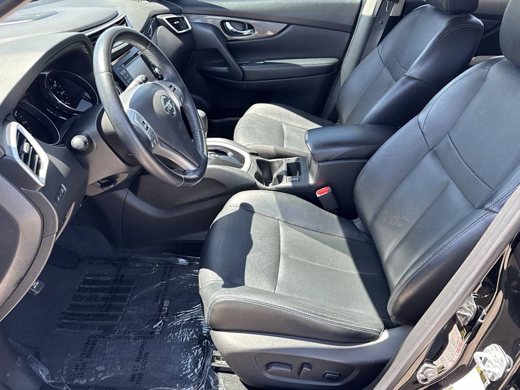 2016 Nissan Rogue SL 9