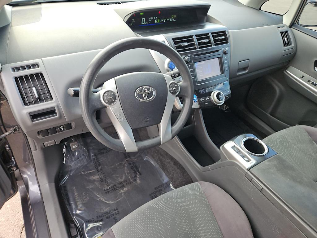 2012 Toyota Prius v Five 2