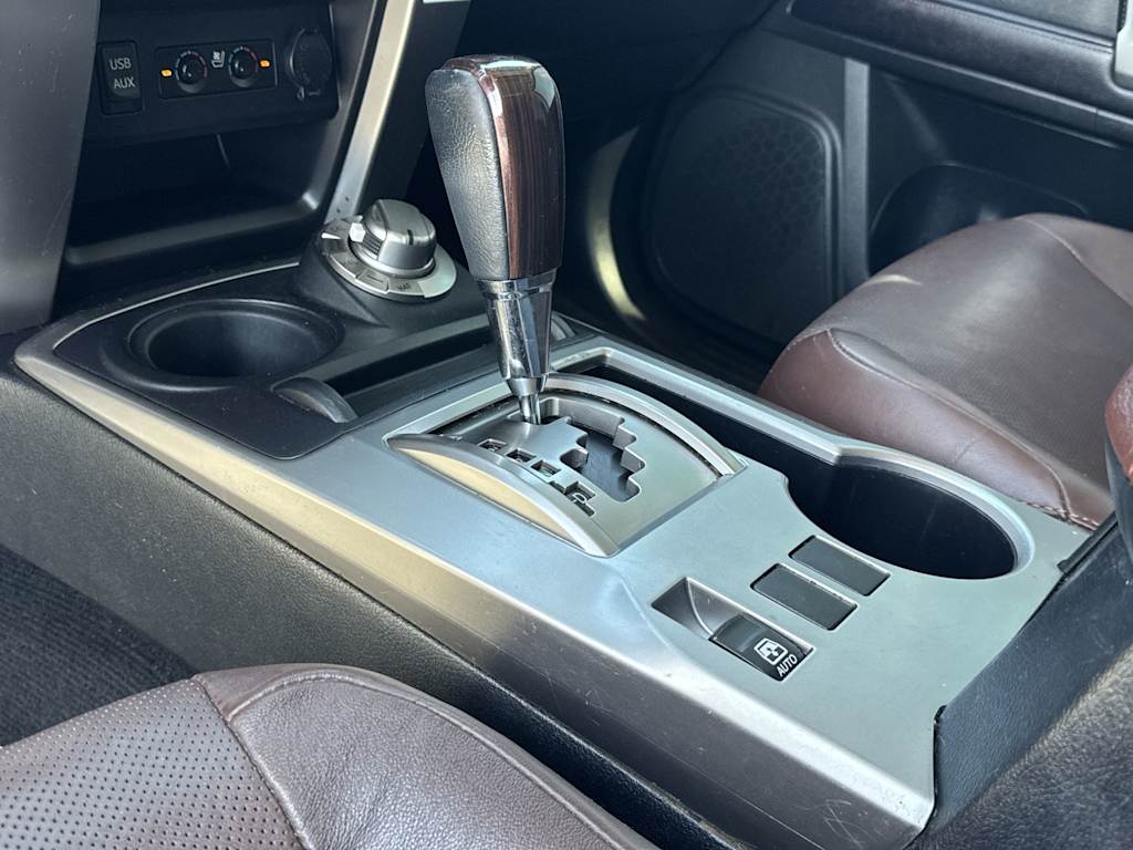 Thumbnail: 2016 Toyota 4Runner - 13