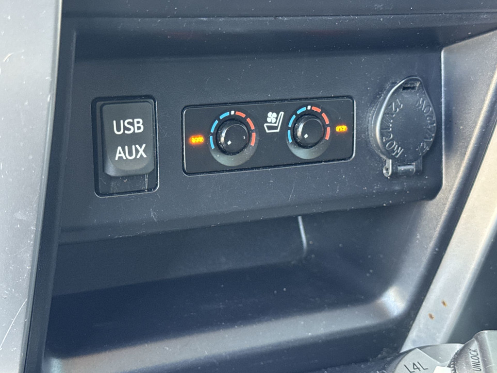 Thumbnail: 2016 Toyota 4Runner - 22