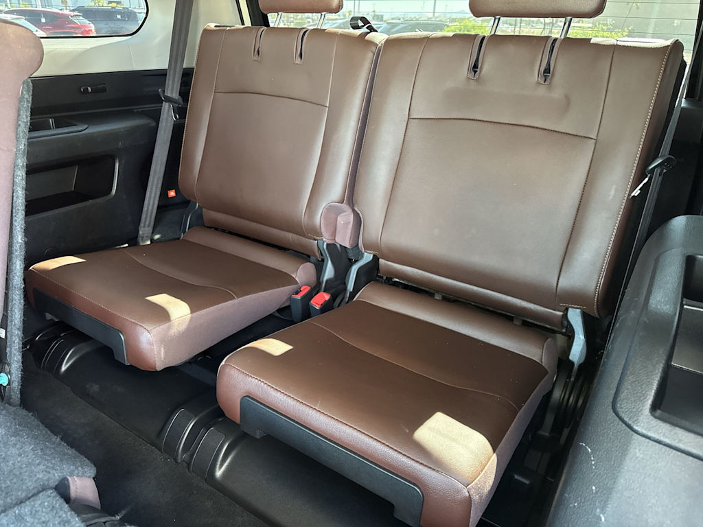 Thumbnail: 2016 Toyota 4Runner - 24