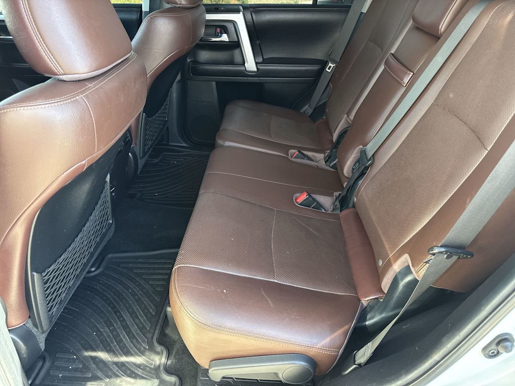 Thumbnail: 2016 Toyota 4Runner - 11