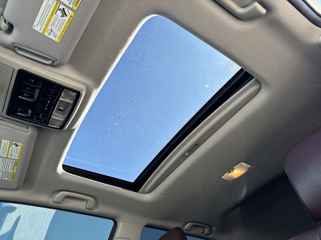 Thumbnail: 2016 Toyota 4Runner - 21