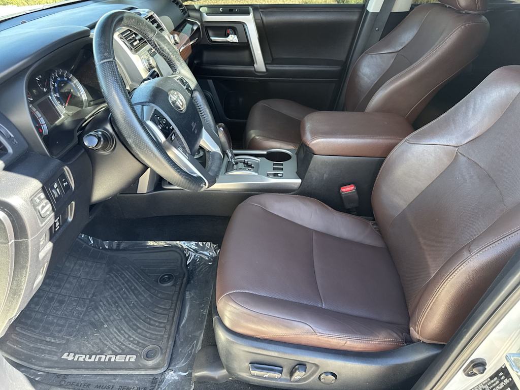 Thumbnail: 2016 Toyota 4Runner - 9