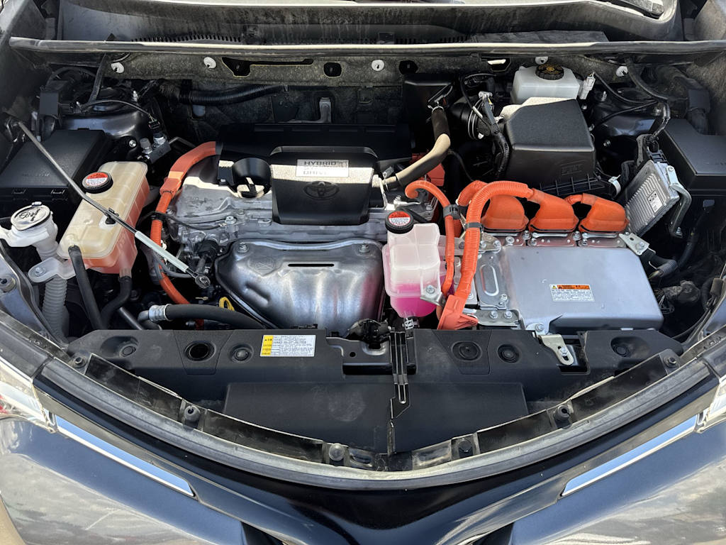 Thumbnail: 2016 Toyota RAV4 - 8