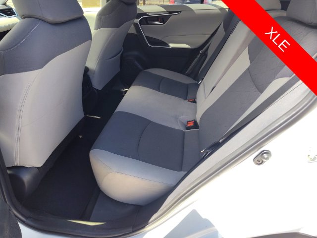 Thumbnail: 2019 Toyota RAV4 - 12