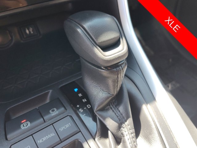 Thumbnail: 2019 Toyota RAV4 - 28