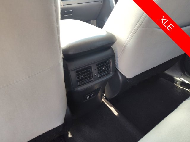 Thumbnail: 2019 Toyota RAV4 - 14