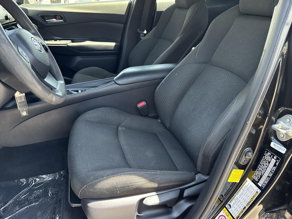 Thumbnail: 2019 Toyota C-HR - 10