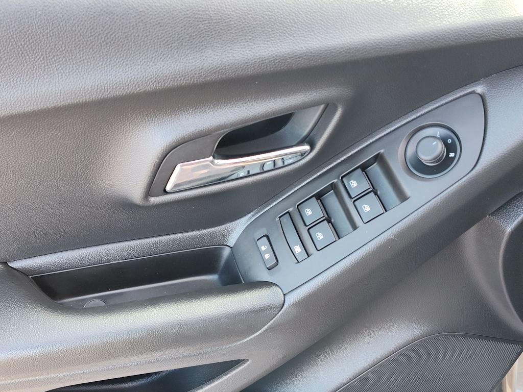 2021 Chevrolet Trax LT 20