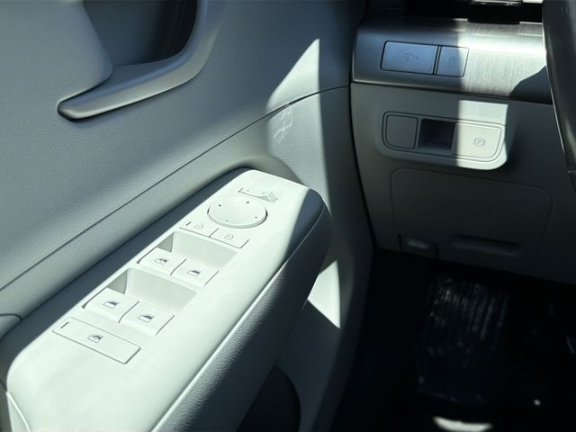 Thumbnail: 2024 Hyundai Kona - 21