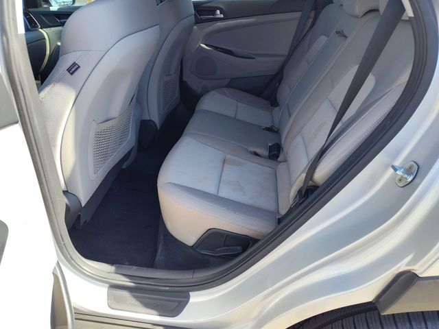 Thumbnail: 2016 Hyundai Tucson - 11