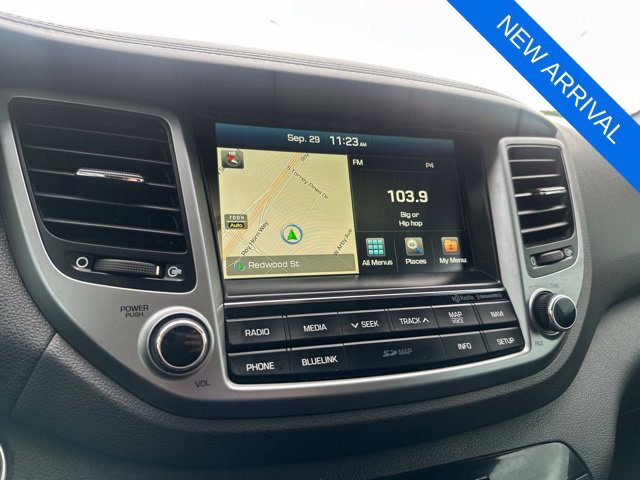 Thumbnail: 2016 Hyundai Tucson - 10