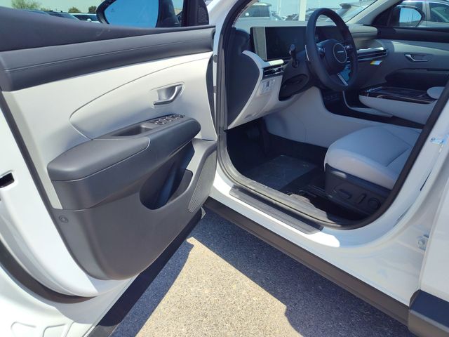 Thumbnail: 2026 Hyundai Tucson - 12
