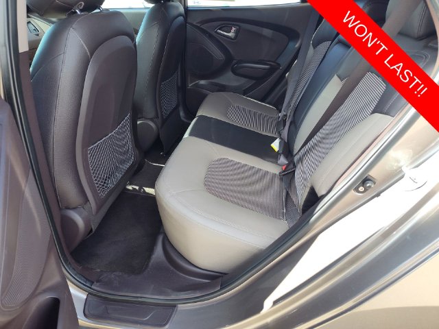 Thumbnail: 2010 Hyundai Tucson - 14