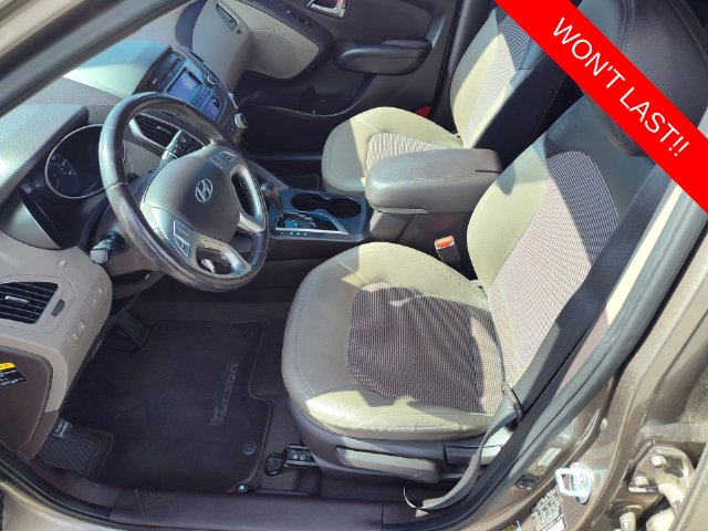 Thumbnail: 2010 Hyundai Tucson - 5
