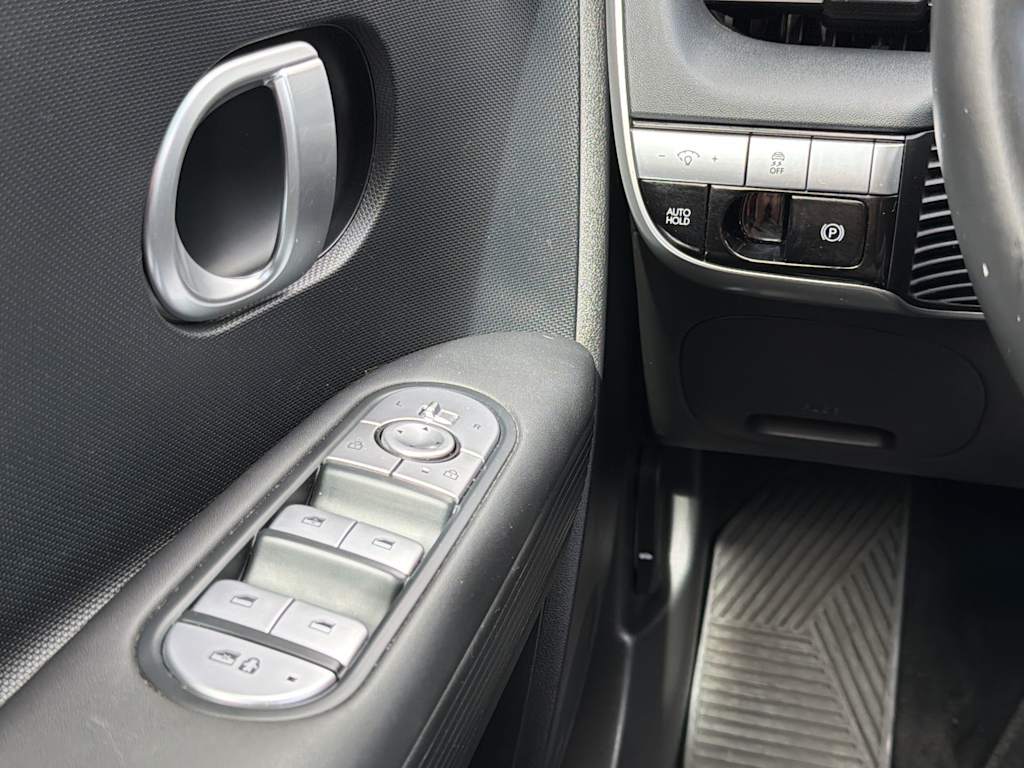 Thumbnail: 2024 Hyundai Ioniq 5 - 22