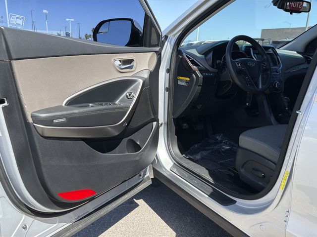 Thumbnail: 2019 Hyundai Santa Fe - 21