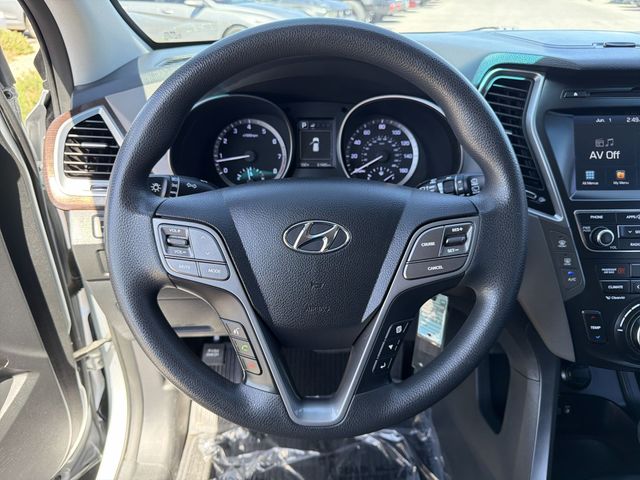Thumbnail: 2019 Hyundai Santa Fe - 9