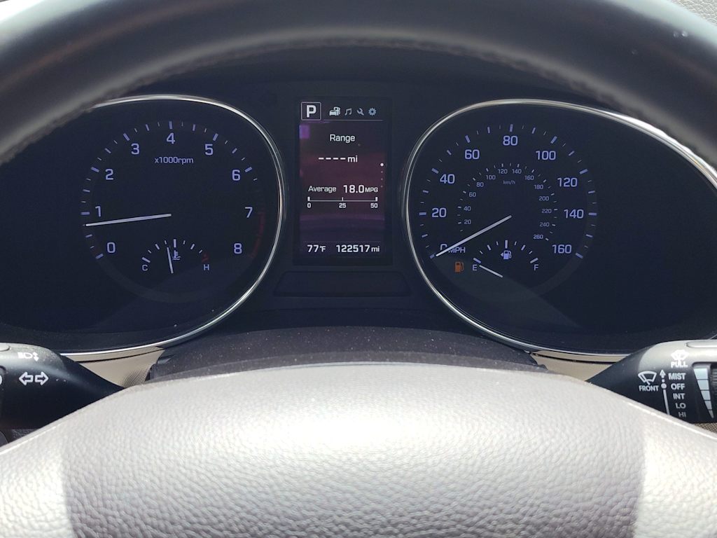 2017 Hyundai Santa Fe SE 13