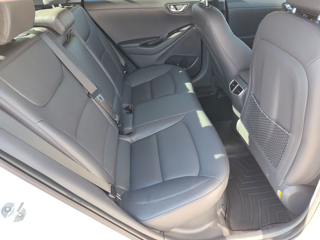 Thumbnail: 2020 Hyundai Ioniq - 25