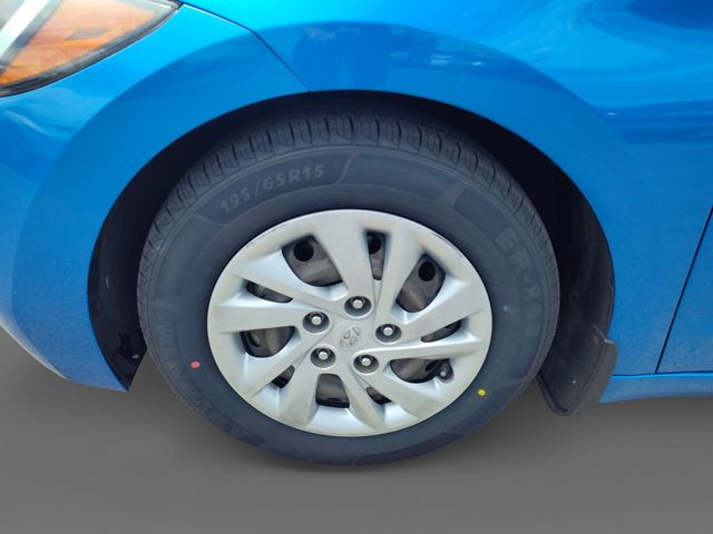 Thumbnail: 2017 Hyundai Elantra - 7