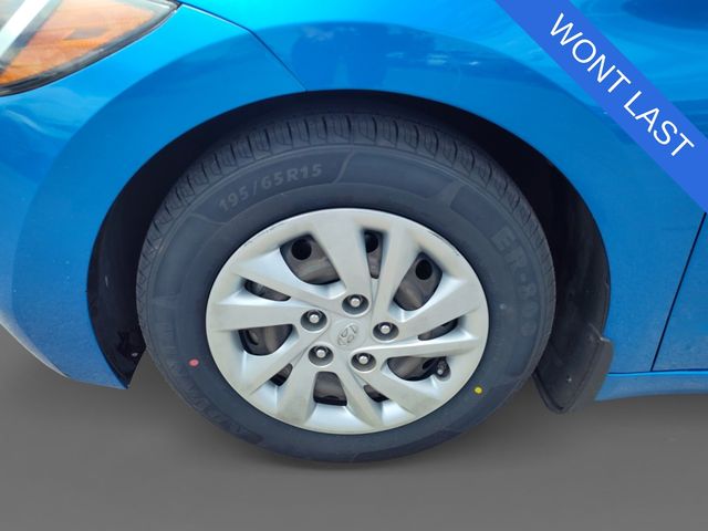 Thumbnail: 2017 Hyundai Elantra - 7