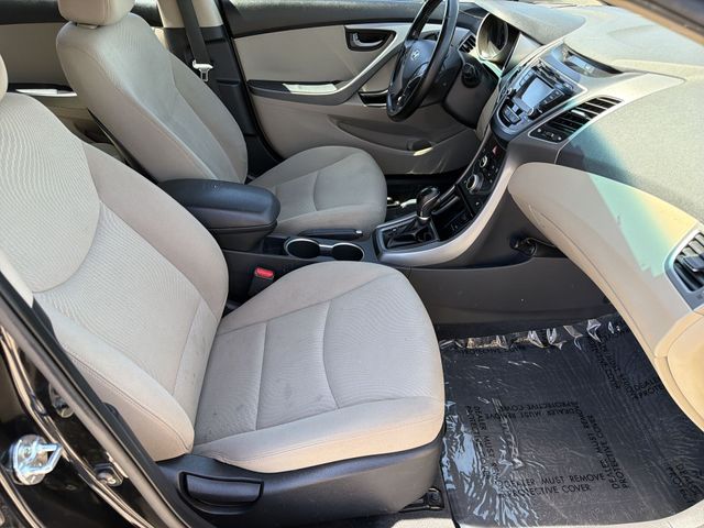 Thumbnail: 2016 Hyundai Elantra - 25