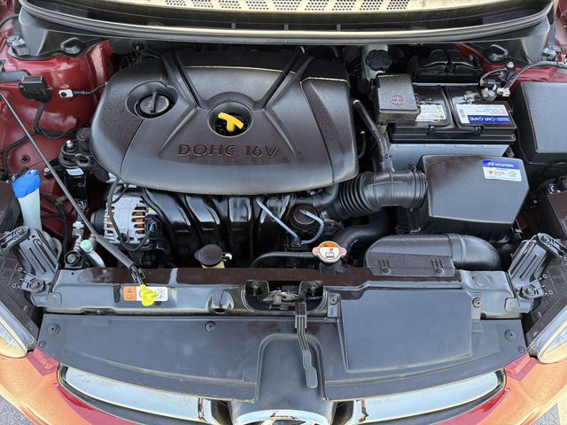 Thumbnail: 2012 Hyundai Elantra - 8