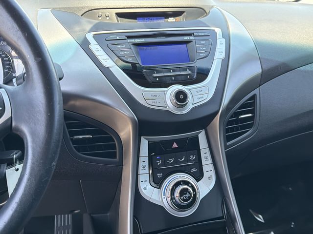 Thumbnail: 2012 Hyundai Elantra - 13