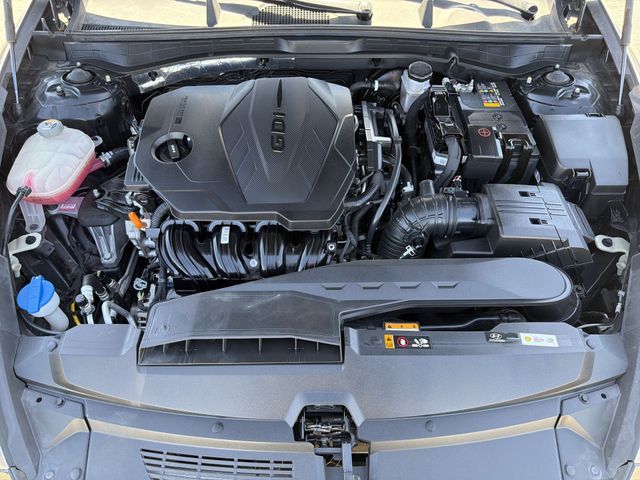 Thumbnail: 2023 Hyundai Sonata - 9