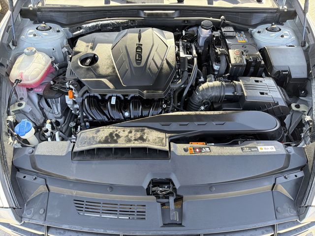 Thumbnail: 2023 Hyundai Sonata - 8