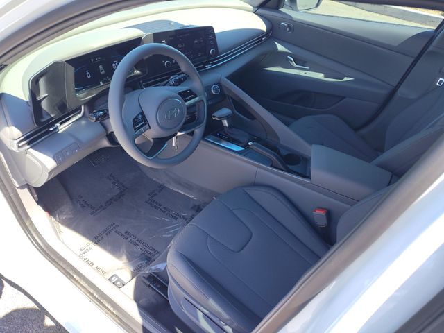 Thumbnail: 2026 Hyundai Elantra - 2
