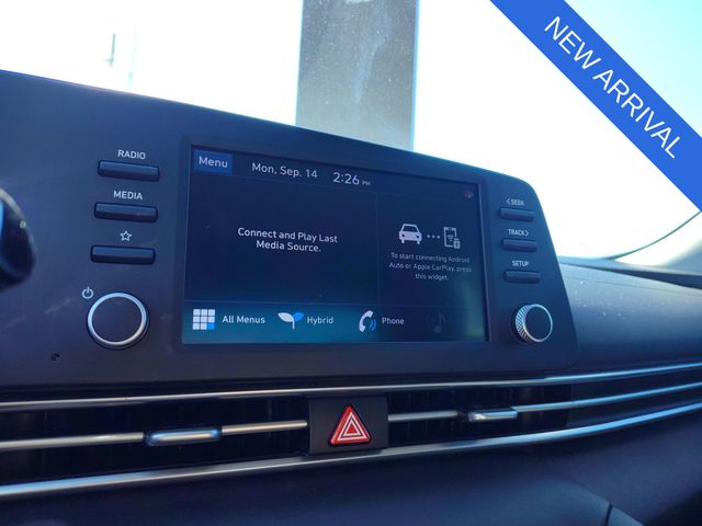 Thumbnail: 2023 Hyundai Elantra - 9