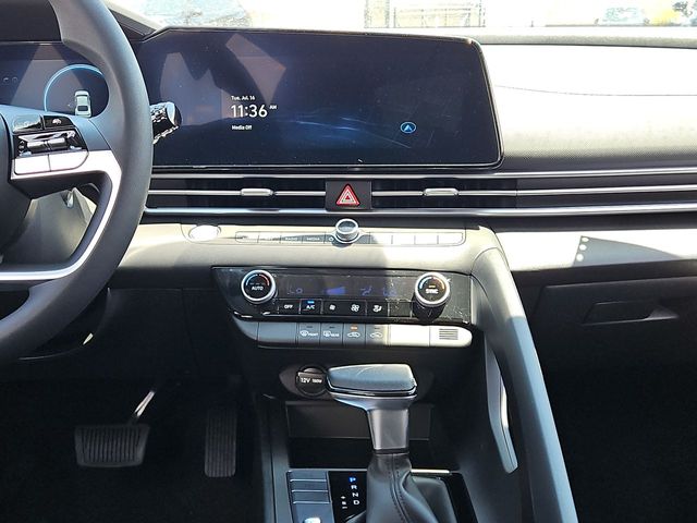 Thumbnail: 2024 Hyundai Elantra - 14