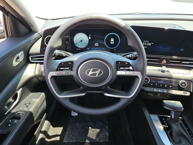 Thumbnail: 2024 Hyundai Elantra - 13