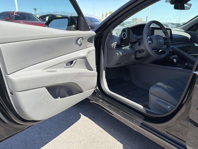 Thumbnail: 2024 Hyundai Elantra - 21