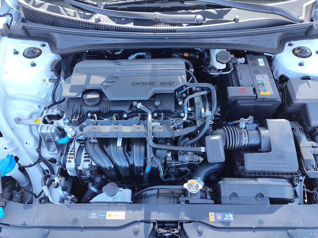 Thumbnail: 2025 Hyundai Elantra - 8